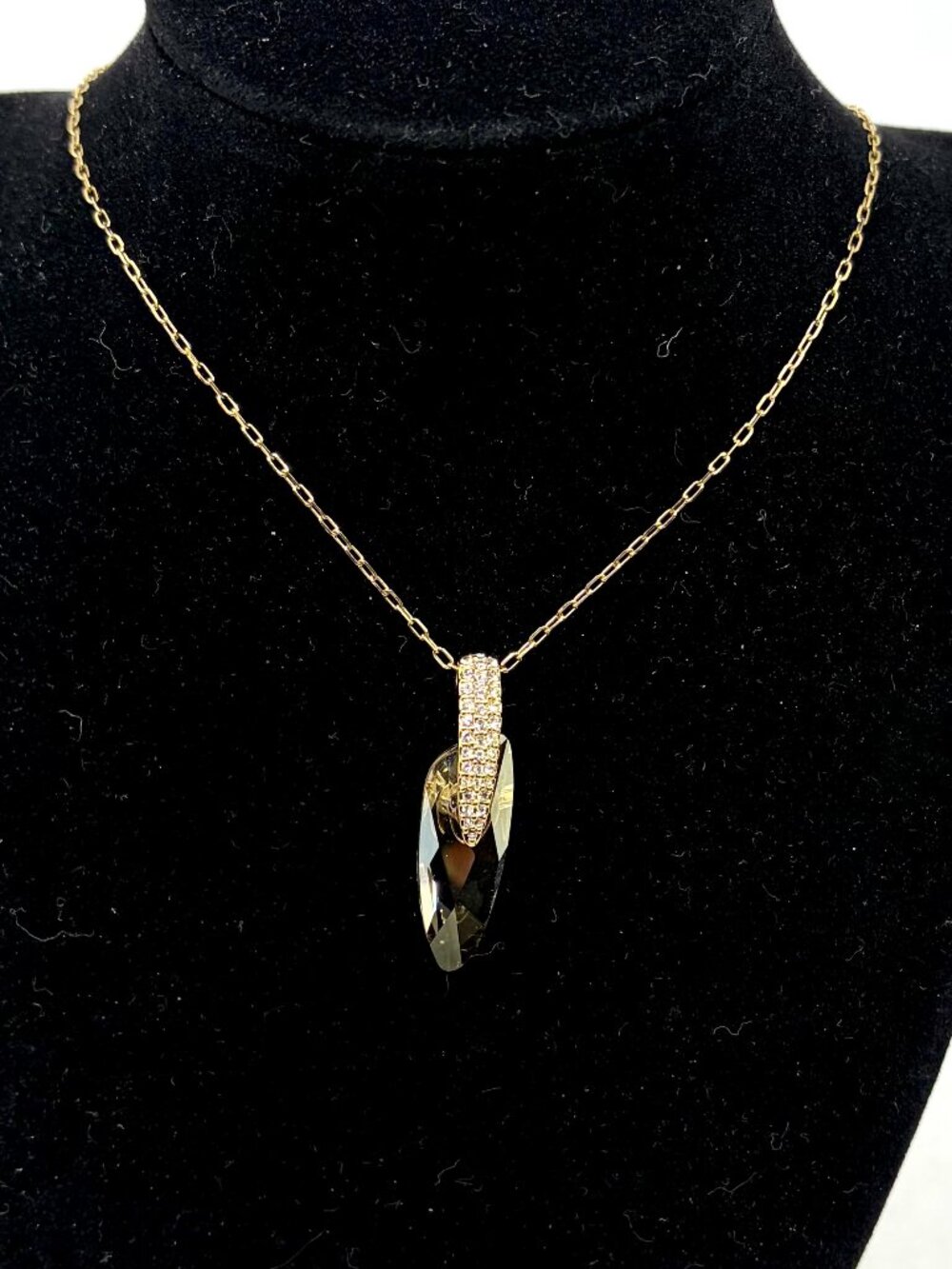 SWAROVSKI~Swan Signed~CRAFTY~Golden Shadow Crystal Pendant GOLD CHAIN